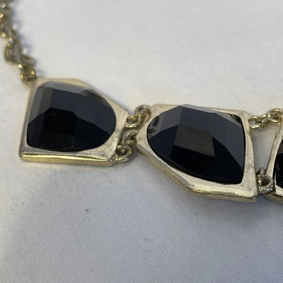 Gold Tone Chain With 7 Large Geometric Black Faceted Synthetic Stones in Bezels - Picture 6 of 10